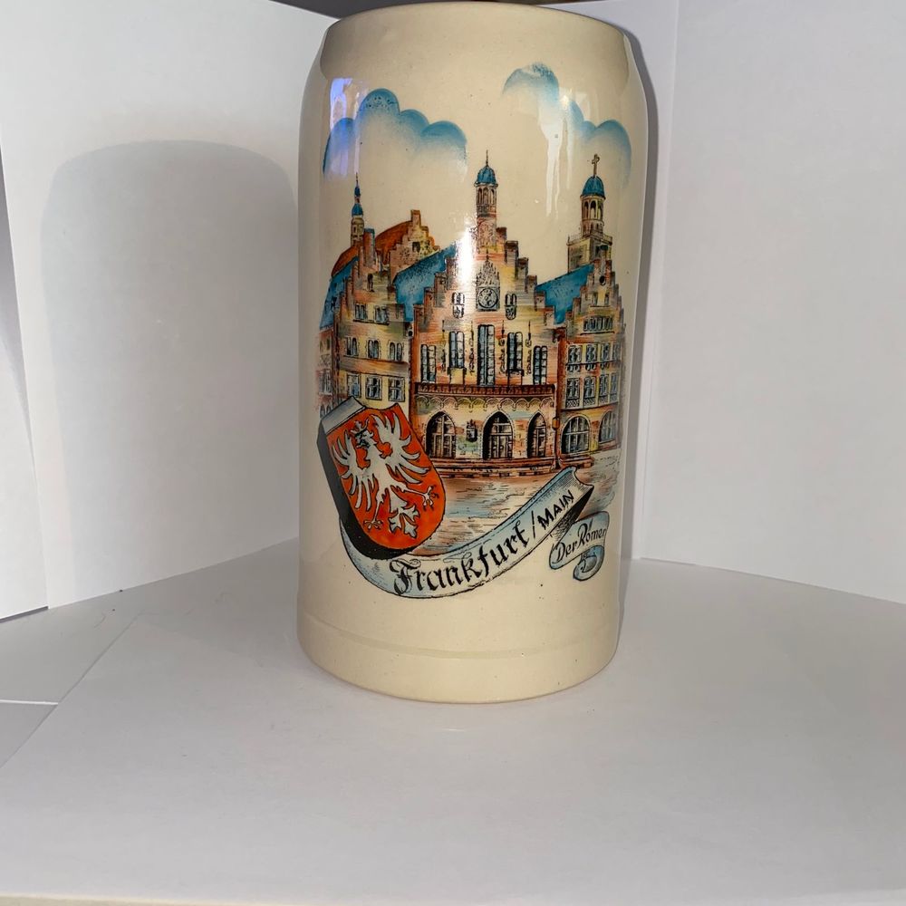 Frankfurt Main Der Romer Beer Stein W Crest Shield